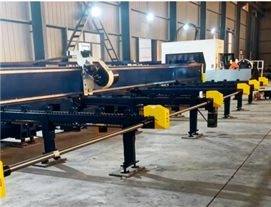 大族激光智能裝備集團首臺550mm超大管徑切管機落戶華北，重載坡口切割新標桿